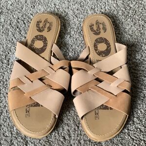 Sorel Tan Sandals Woven Criss-Cross Design